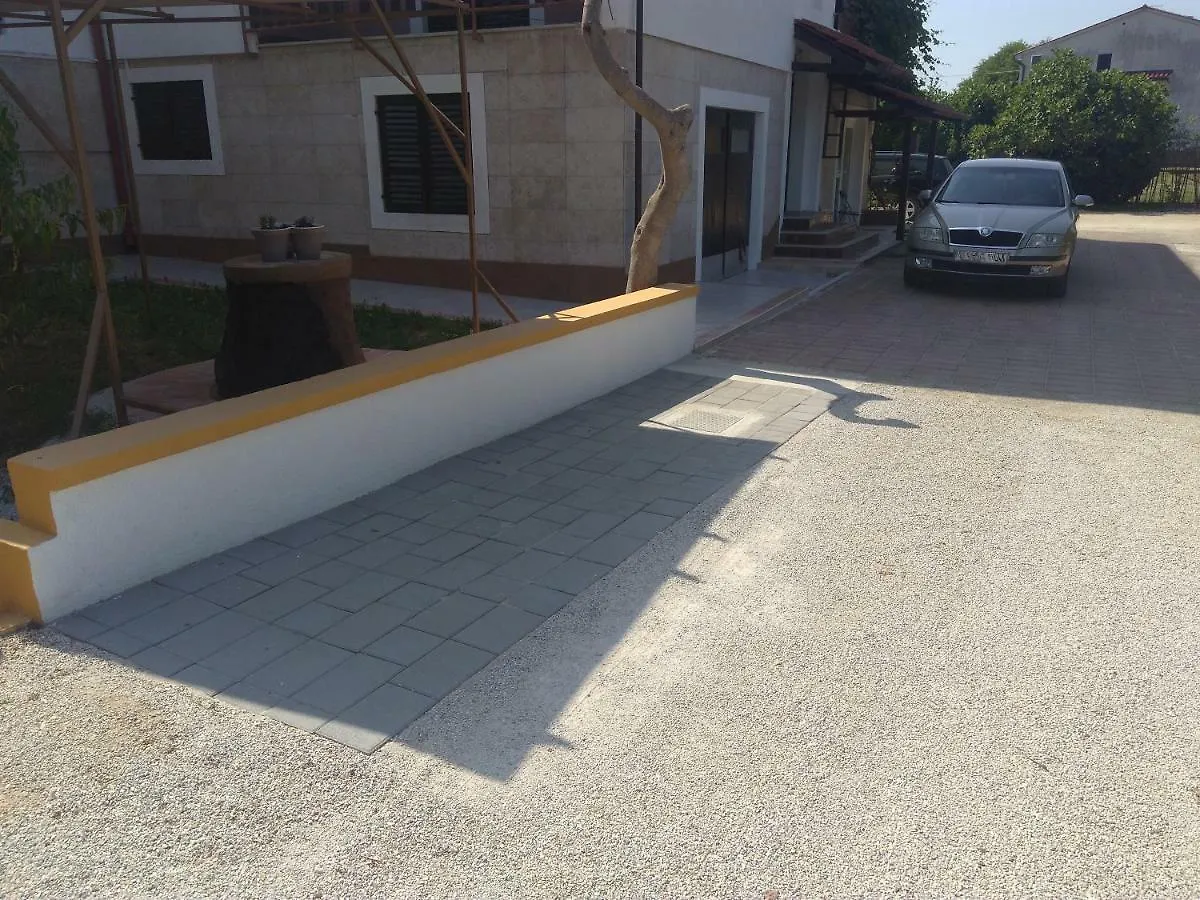 Appartamento Ina Funtana Croazia
